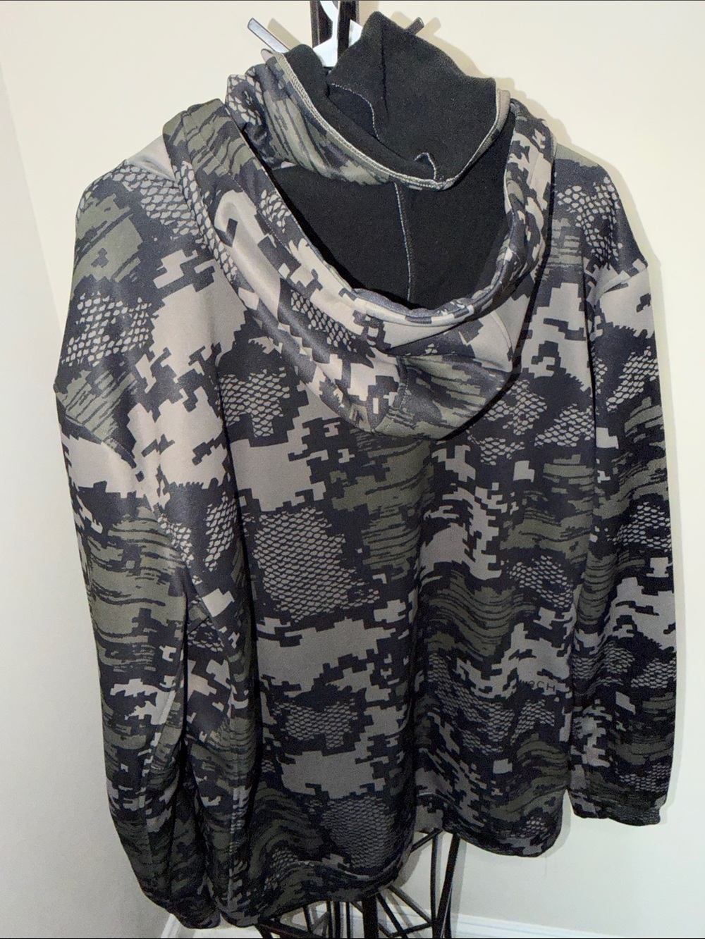 AFTCO Men's Digital Camo Reaper Pullover Hoodie - Black, Olive, Gray - Picture 6 of 7